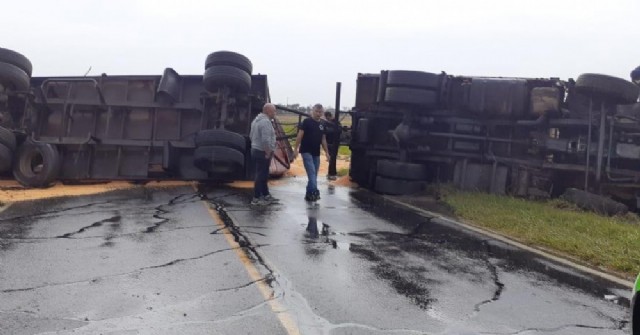 Volcó un camión en la Ruta 188