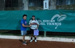 "El Rincón del Tenis" en Newbery