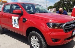 Ya está en Rojas la camioneta cero kilómetro adquirida por los Bomberos Voluntarios