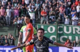 Sarmiento venció a Defensa y sueña con la clasificación