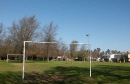 Mientras continúan las mejoras en la Plaza de las Banderas, ya fue objeto de vandalismo