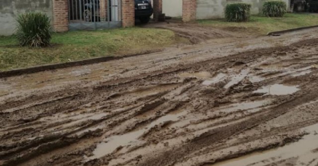 Reclamo vecinal por estado de algunas calles en Barrio Progreso