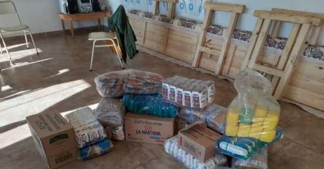 El partido político liderado por Leopoldo Moreau acercó donación de alimentos a Rojas