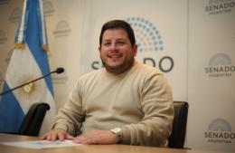 En el marco de un severo ajuste, el Municipio anuncia un impuesto al combustible