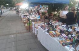 Feria en la plaza: gran acompañamiento del público