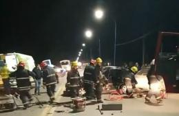 Chocan dos autos en entrada a Rojas