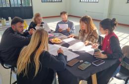 Casi 300 beneficiarios de becas estudiantiles municipales