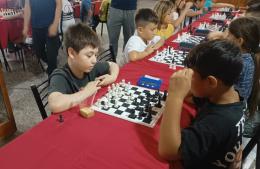 La Escuela Municipal de Ajedrez de Rojas se destacó en el cierre del Torneo Regional
