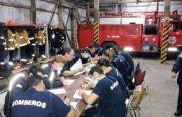 Bomberos Voluntarios de Rojas y de Rafael Obligado aprobaron exámenes finales de cuarta categoría