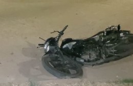 Colisionaron auto y moto: un herido