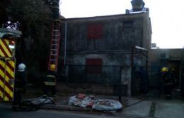 Los bomberos controlaron principio de incendio en una vivienda de Barrio Libertador