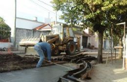 Avanzan las tareas de cordón cuneta en la zona centro