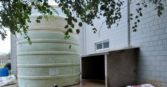 Bomberos Voluntarios avanzan en la instalación del sistema que permitirá utilizar agua de lluvia en sus móviles