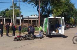 Moto y auto colisionaron en Pellegrini y Fernández Bicocca