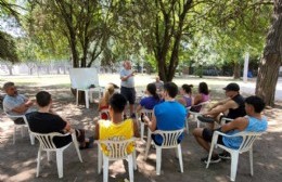 Capacitación en actividades campamentiles para colonias de vacaciones