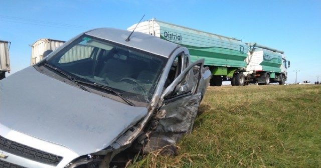 Accidente en el kilómetro 104 de la Ruta 188 deja heridos leves