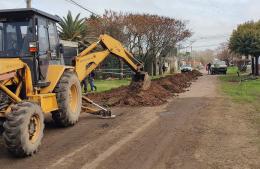 Trabajos de cordón cuneta en Barrio La Loma