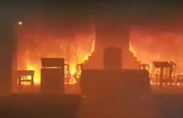 Se incendió la Catedral de San Nicolás
