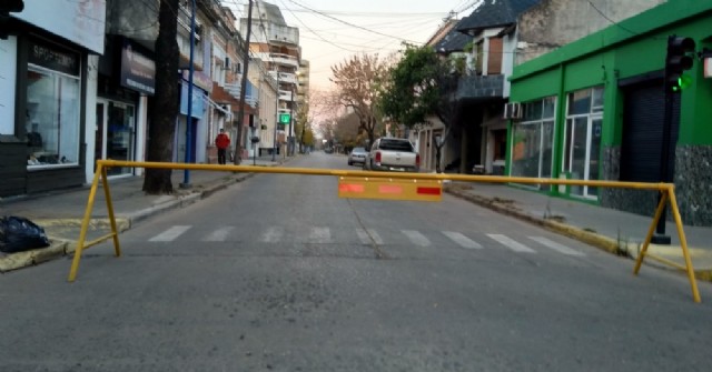 Cierre de calles céntricas para mejorar la distancia social en zonas de trámites