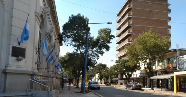 Imágenes contrastantes de nuestra ciudad el martes 24 de marzo