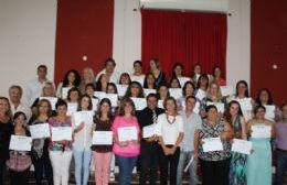 Agentes Sanitarios recibieron certificados de capacitación