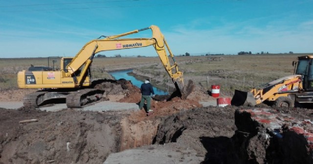 Avanza la reconstrucción de una alcantarilla en Ruta 31