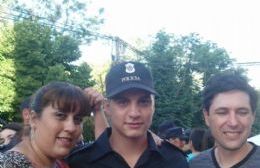 Pollada en respaldo al policía detenido