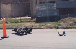 Chocan auto y moto: una persona al Hospital