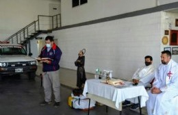 San Francisco de Asís visitó el cuartel de Bomberos Voluntarios