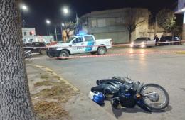 Chocan camioneta y moto