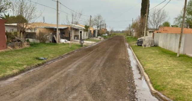 El Municipio arregla calles de barrio Santa Teresa