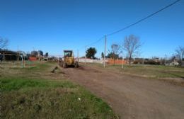 Trabajan en la apertura de una nueva calle en Barrio Unión