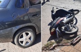 Choque entre moto y auto en San Martín e Italia
