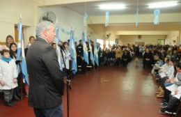 Acto oficial del Día de la Bandera en la Primaria Nº 7 "Manuel Belgrano" de Rafael Obligado