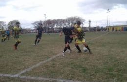 Argentino goleó y es puntero con Boca Juniors