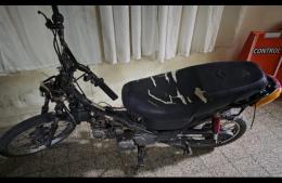 Hurtan moto y la recuperan desmantelada