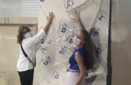 Pintura, cantantes, bailarinas y presentación de libro para conmemorar el Día de la Mujer