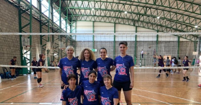 El equipo femenino del voley de Rojas en Mar del Plata