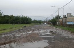 Se agrava el mal estado de las calles de Barrio Evita