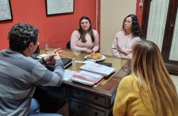 Visita de funcionarios a Carabelas y Rafael Obligado