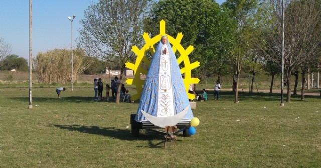 La imagen peregrina de la Virgen de Luján estuvo presente en Barrio Evita