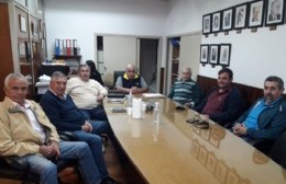 Bouvier se reunió con representantes del Consejo Administrativo de la CLYFER