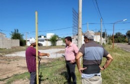 Bouvier visitó el predio donde se avanza en la construcción de 25 viviendas