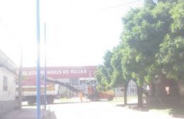 La máquina de asfaltar no para: Ahora le toca a la Avenida Tres de Febrero