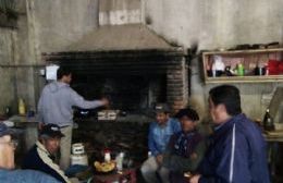 El secretario del Sindicato de Empleados Municipales de Rojas visitó Carabelas