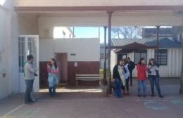 Autoridades provinciales recorrieron la Escuela 1