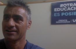 “Ningún gobierno reconoce la jerarquía del docente, que deja su vida en la escuela”