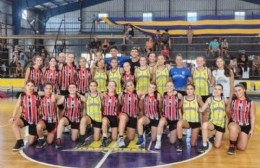 Las chicas de Sportivo jugaron en Venado Tuerto