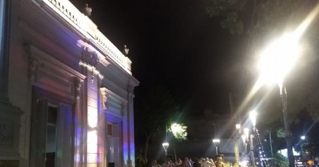 Siguen los bailes en la terraza del Centro Español