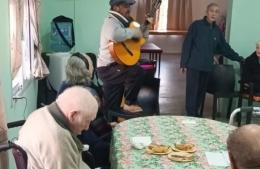 Hermoso festejo patrio en el Hogar Madre Teresa